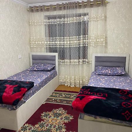 Mehmonservis1 Apartment Samarkand Bagian luar foto