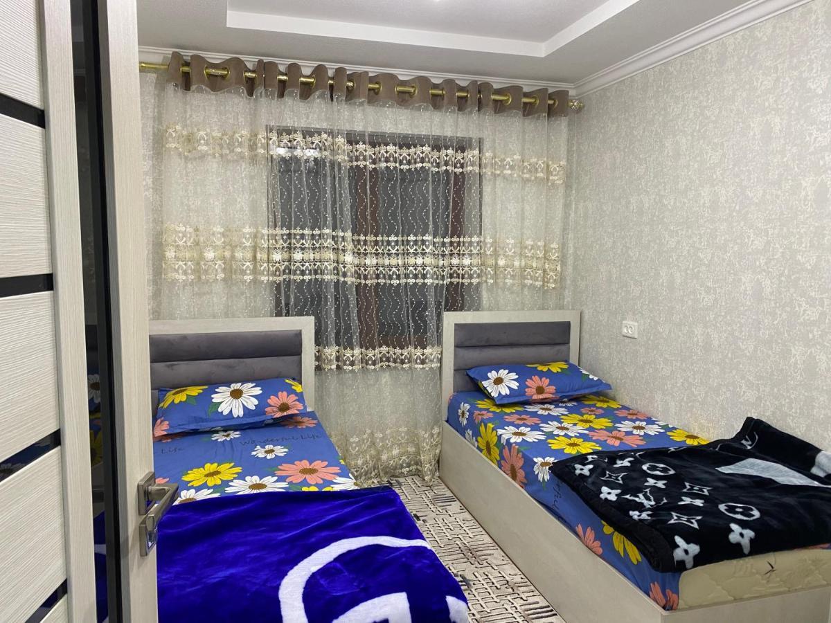 Mehmonservis1 Apartment Samarkand Bagian luar foto